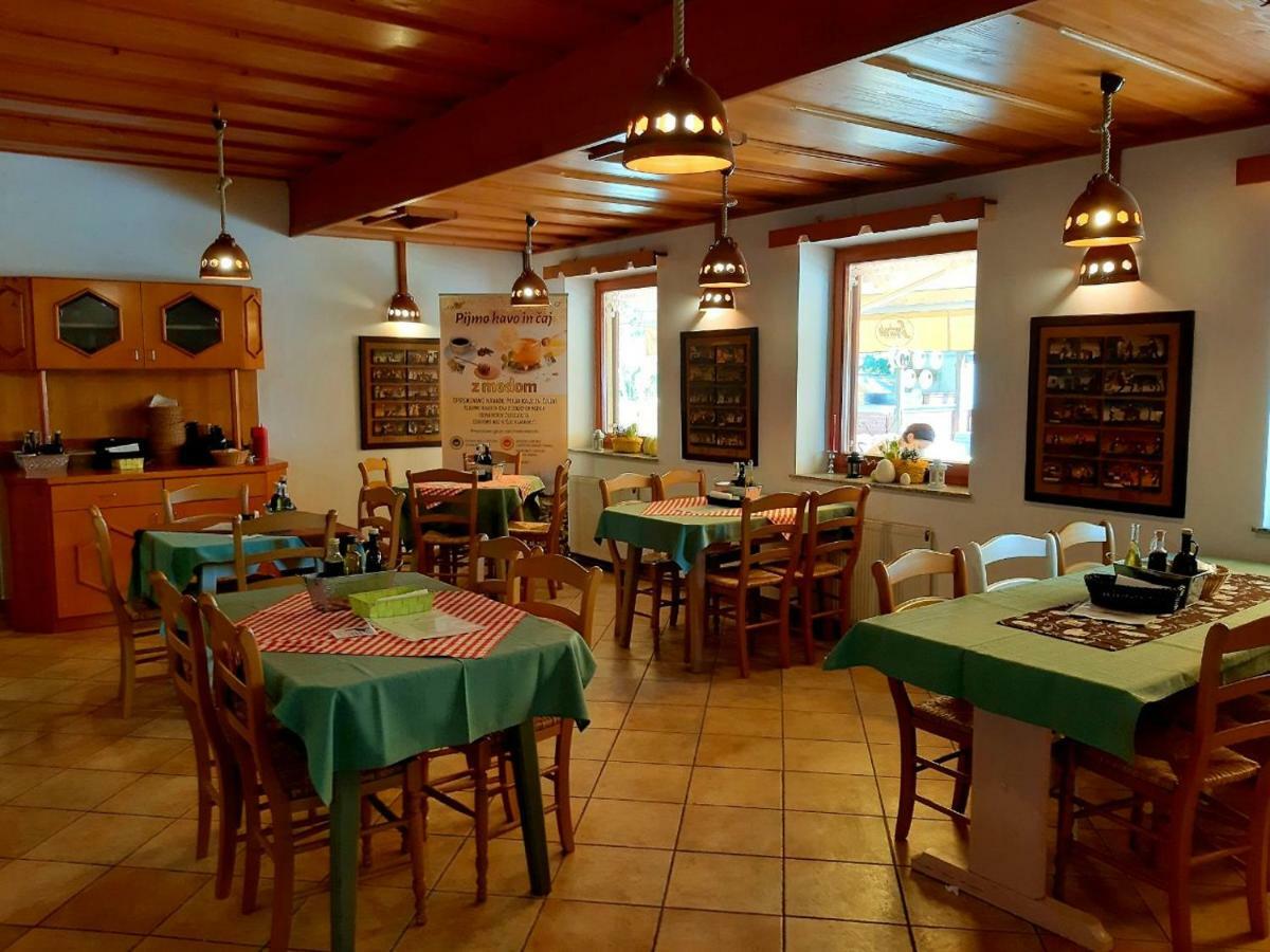 Guesthouse Pri Cebelici Lukovica pri Domžalah Esterno foto
